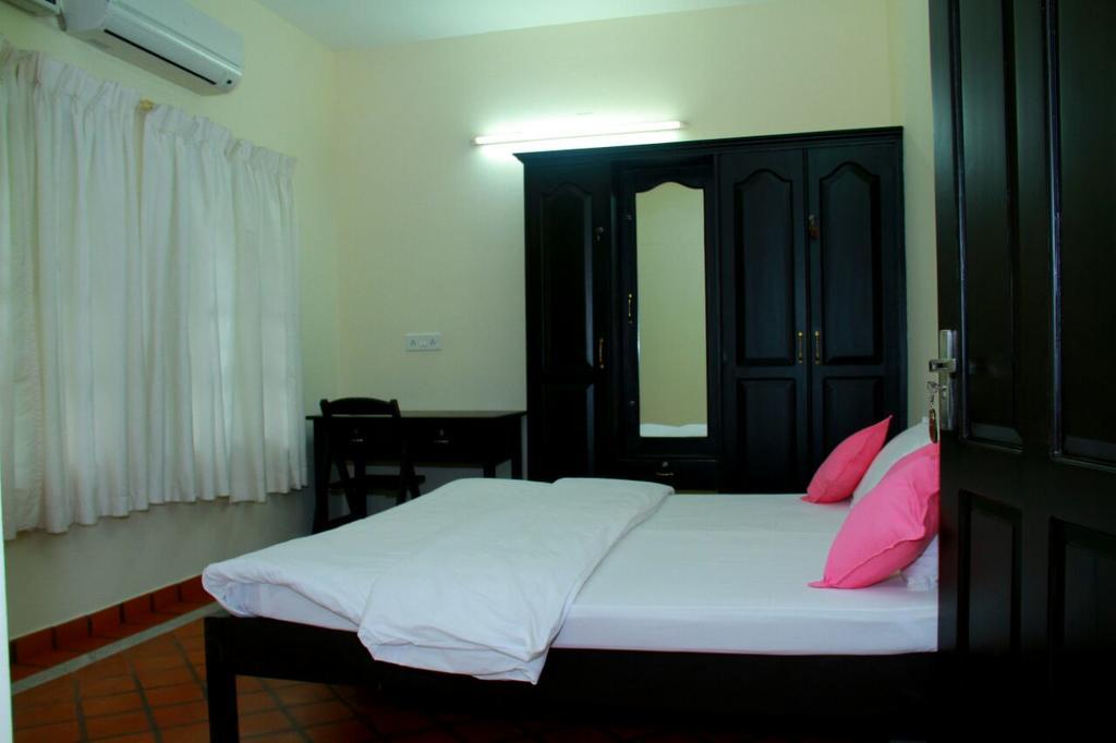 Appartement Malakkarethu House à Aranmula Extérieur photo